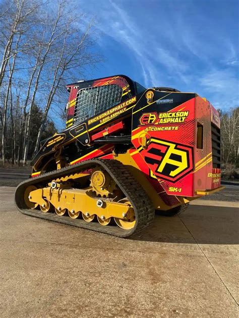 custom wrapped skid steer|Custom Designed Wraps for Skidsteers & Loaders .